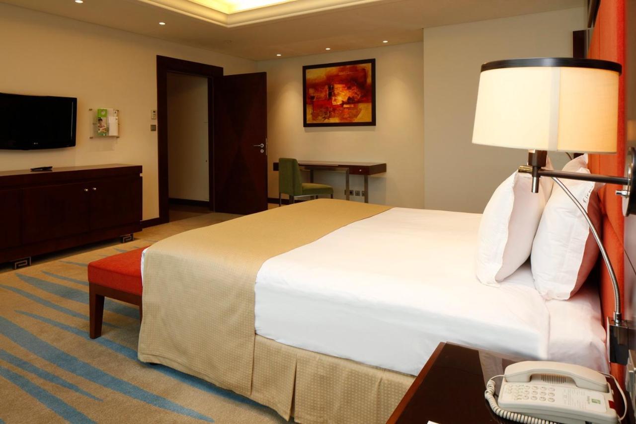 Holiday Inn Olaya By Ihg Riade Exterior foto
