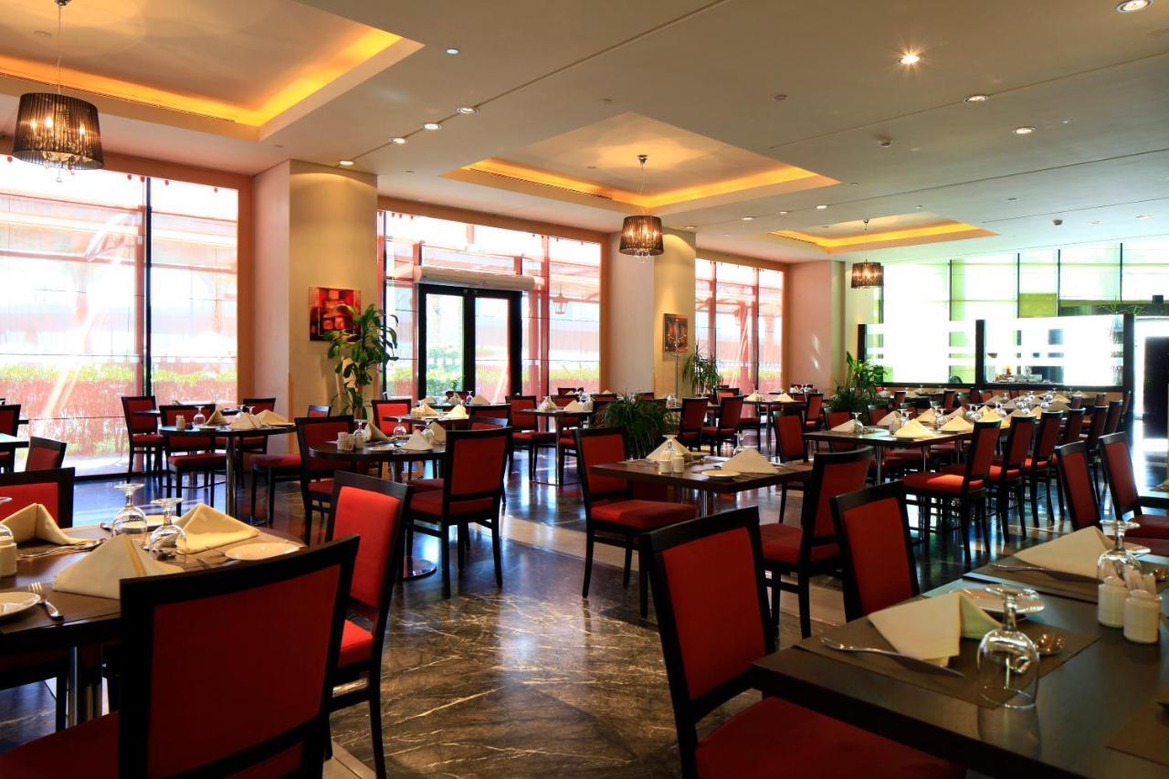 Holiday Inn Olaya By Ihg Riade Exterior foto